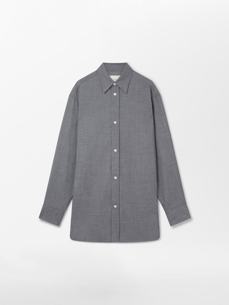 【EXCLUSIVE】AKAKO SHIRT IN UNIFORM GREY