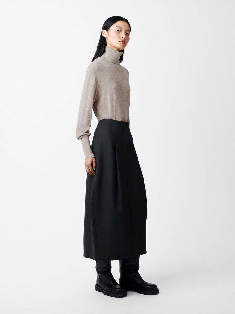 CARSON VISCOSE SKIRT IN BLACK