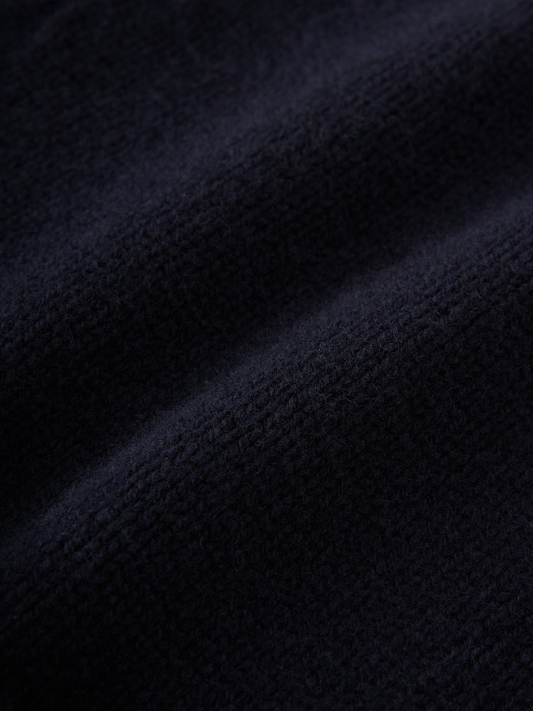 SEN KNIT IN DARKEST NAVY