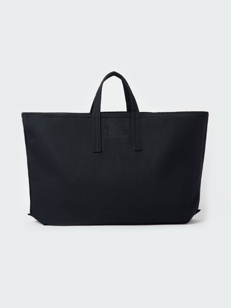 STANDARD TOTE IN DARKEST NAVY