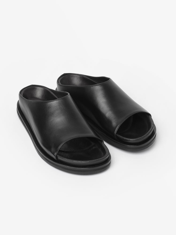 WOMEN'S SPRING SANDAL IN BLACK